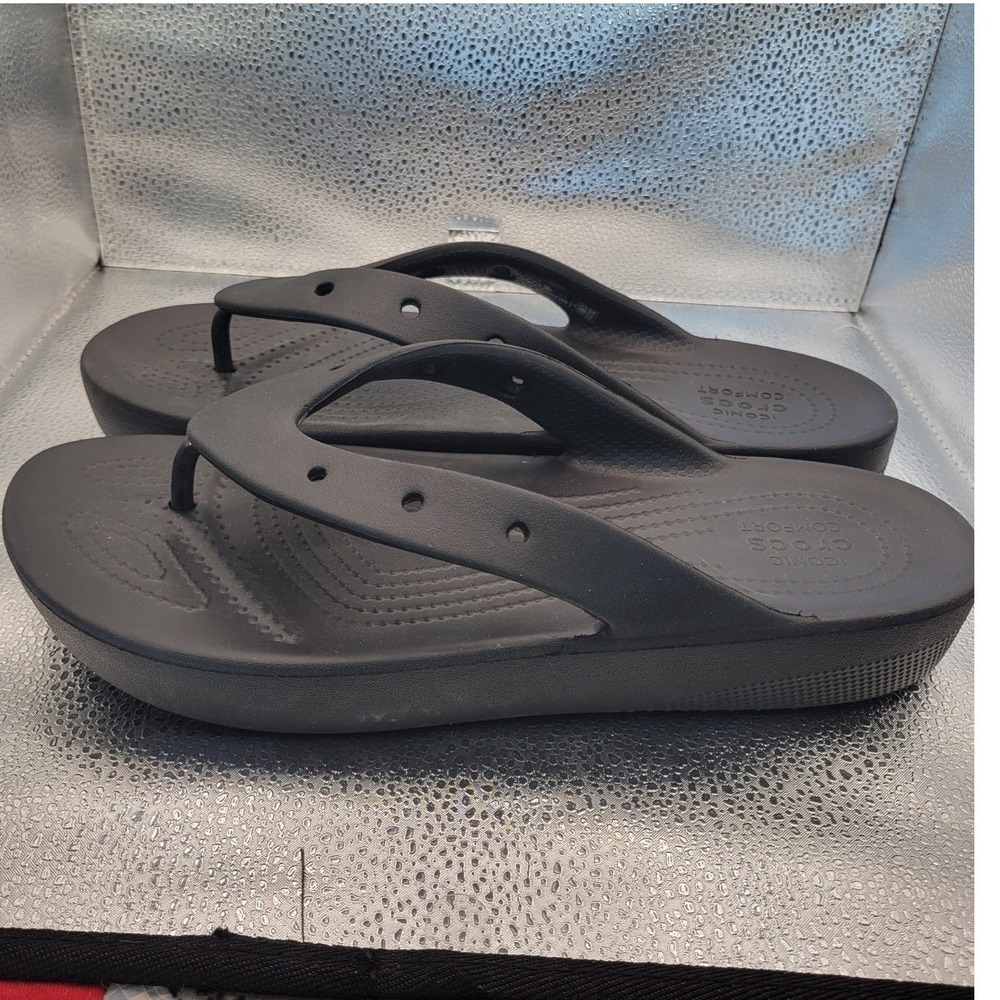 Crocs Platform Flip Flops Womens 11 Black Sandals Iconic Comfort Beach Summer